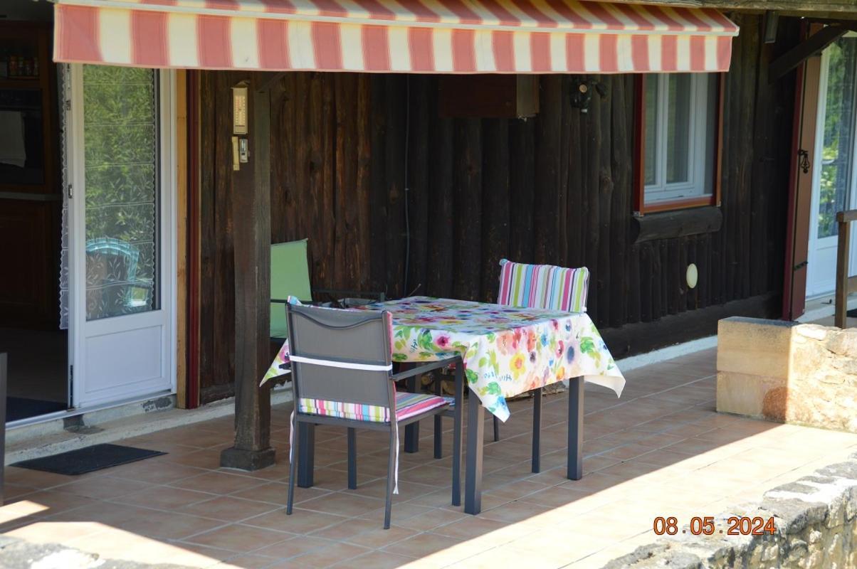 Le Chalet Des Contries Sarlat-la-Canéda Exteriör bild